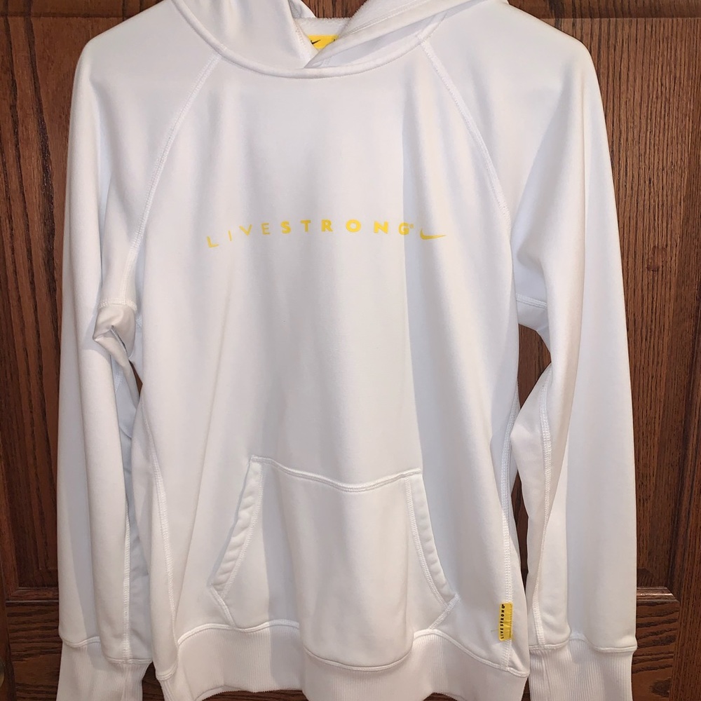 nike sweatshirt
